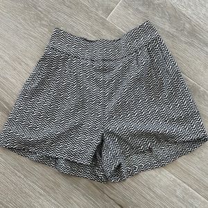 American Eagle shorts, white and black design, size XS, NWOT